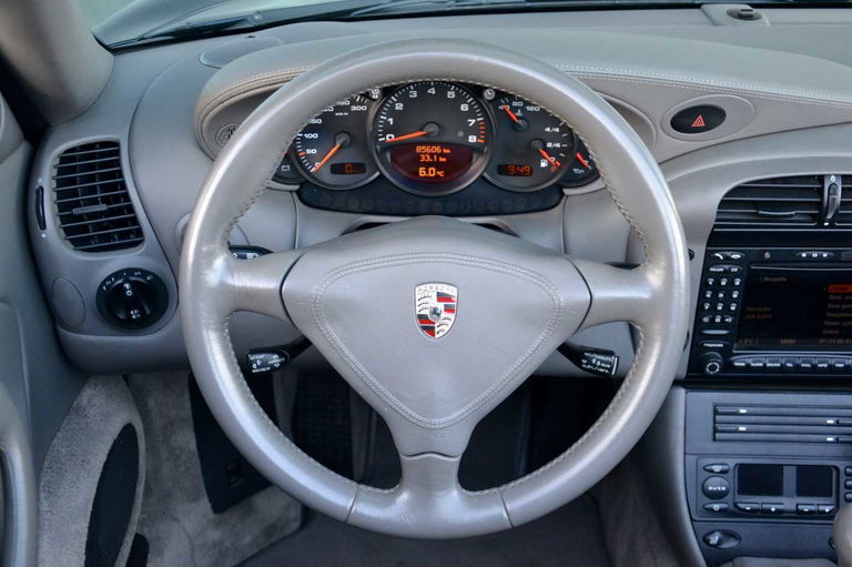 Porsche 996 Carrera 4S