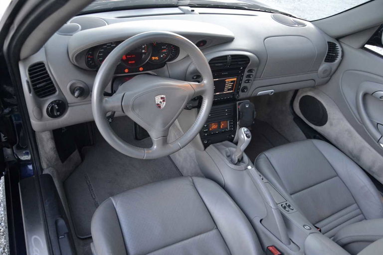 Porsche 996 Carrera 4S