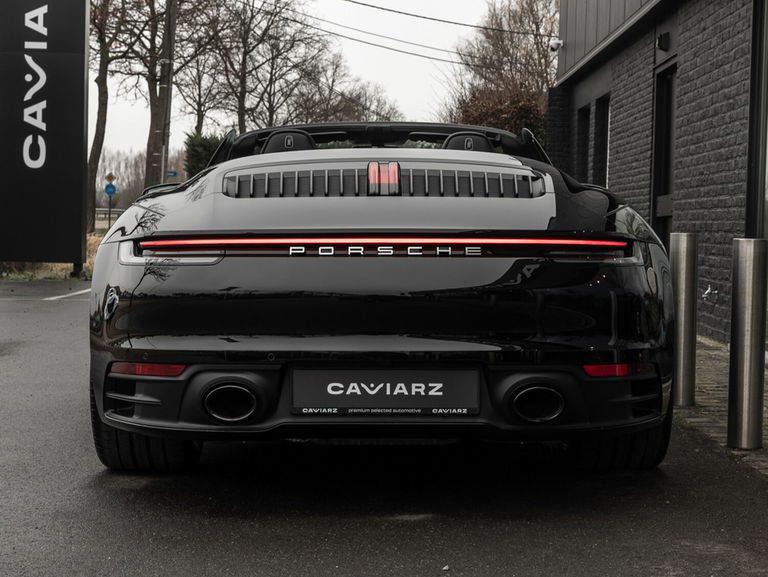 Porsche 992 Carrera