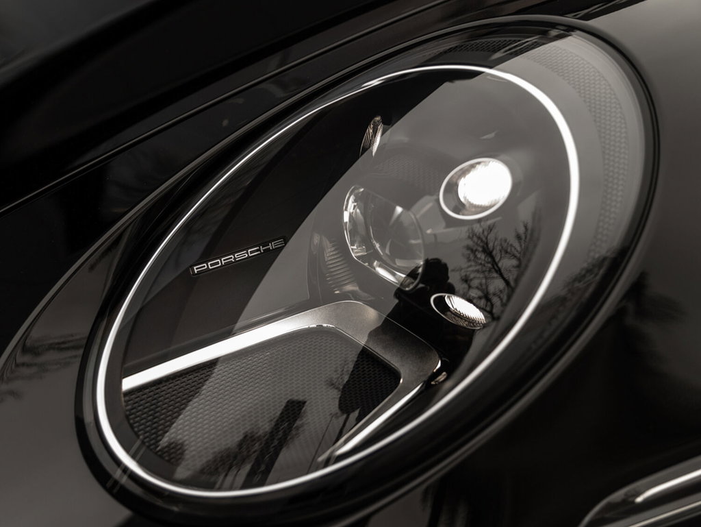 Porsche 992 Carrera