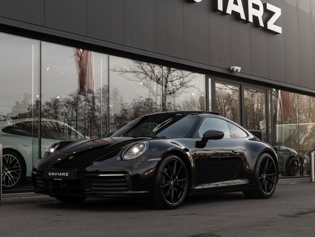 Porsche 992 Carrera 4