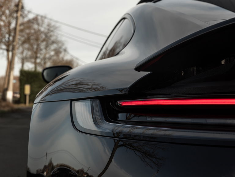 Porsche 992 Carrera 4