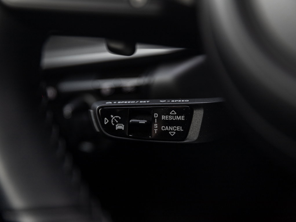 Porsche 992 Carrera 4