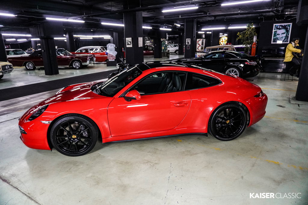 Porsche 991 Carrera 4