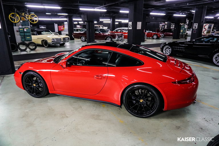 Porsche 991 Carrera 4