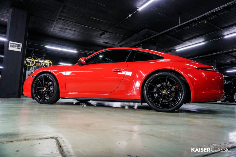 Porsche 991 Carrera 4