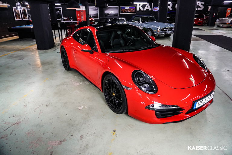 Porsche 991 Carrera 4