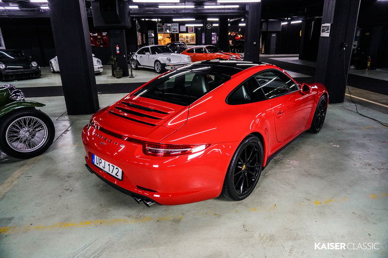 Porsche 991 Carrera 4
