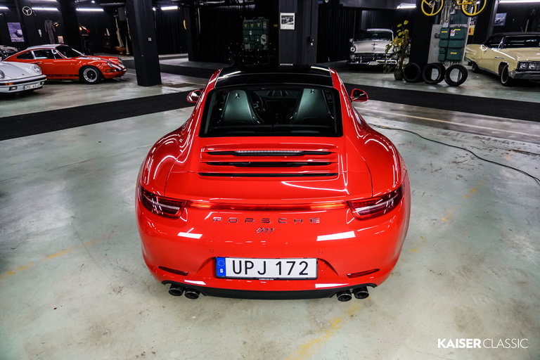 Porsche 991 Carrera 4