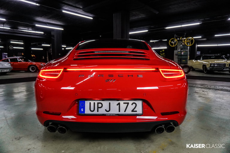 Porsche 991 Carrera 4