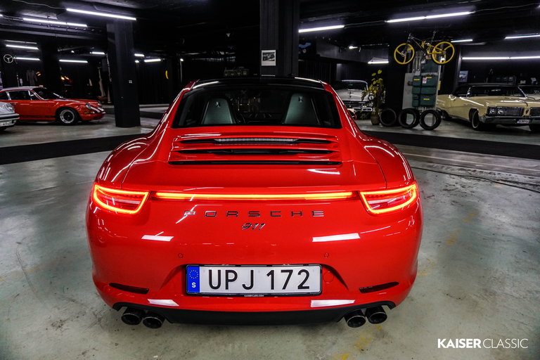 Porsche 991 Carrera 4