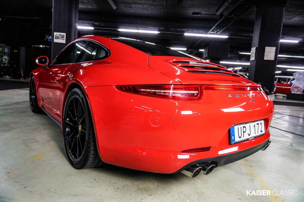 Porsche 991 Carrera 4