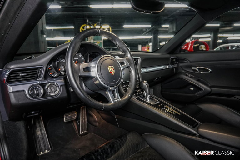Porsche 991 Carrera 4