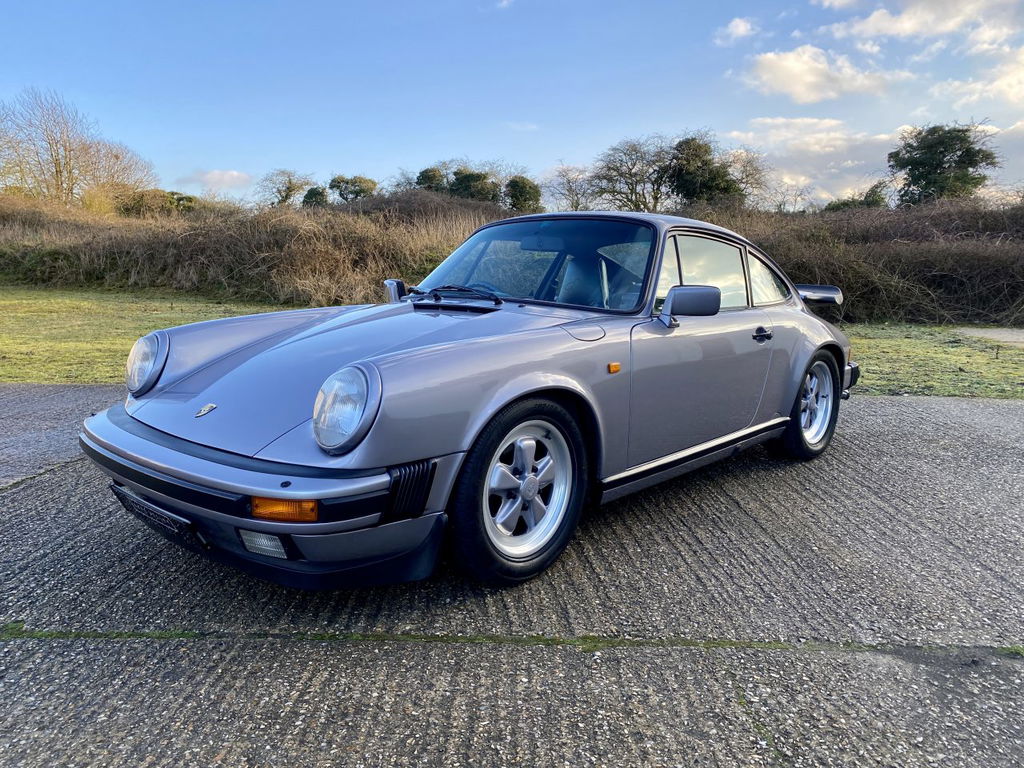 Porsche 911 Carrera 3.2