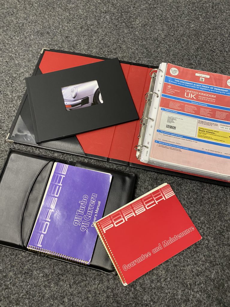 Porsche 911 Carrera 3.2