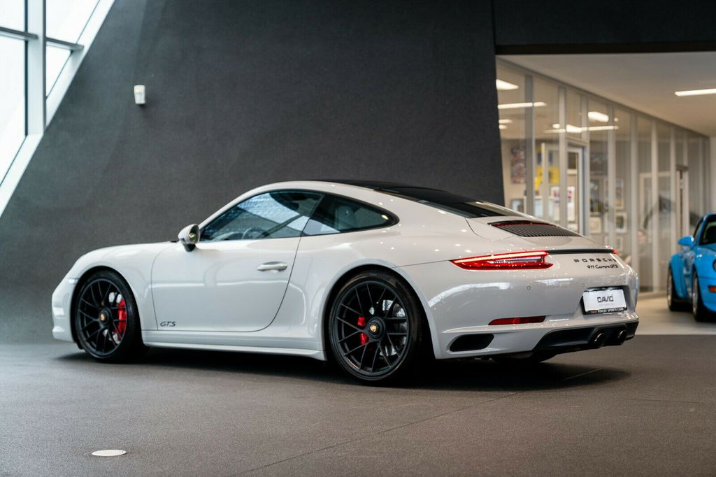 Porsche 991.2 Carrera GTS
