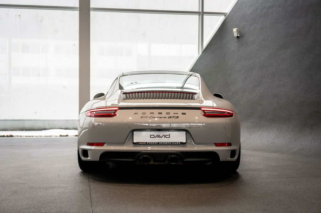 Porsche 991.2 Carrera GTS