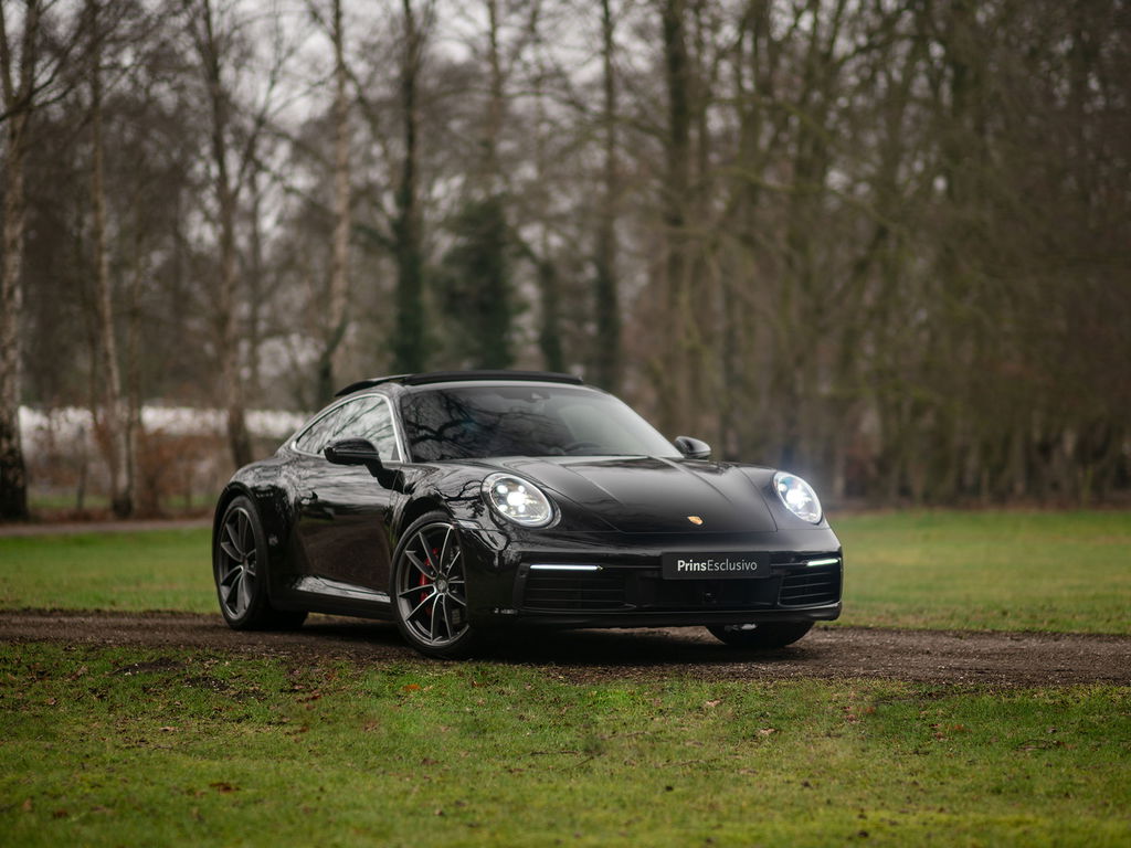 Porsche 992 Carrera 4S