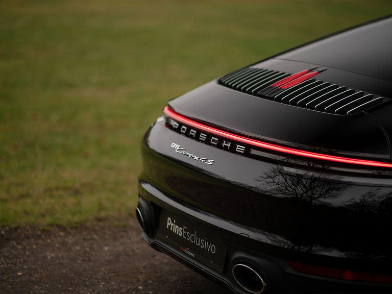 Porsche 992 Carrera 4S