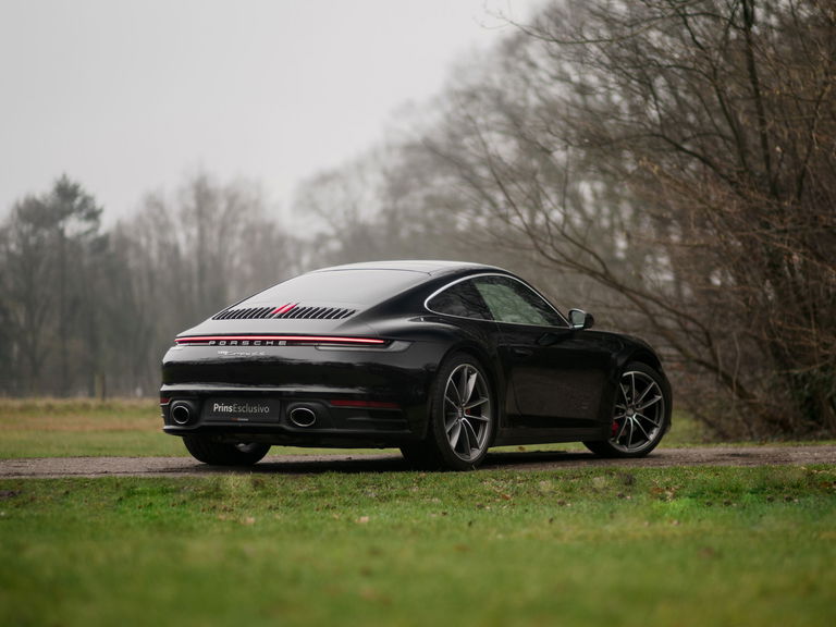 Porsche 992 Carrera 4S