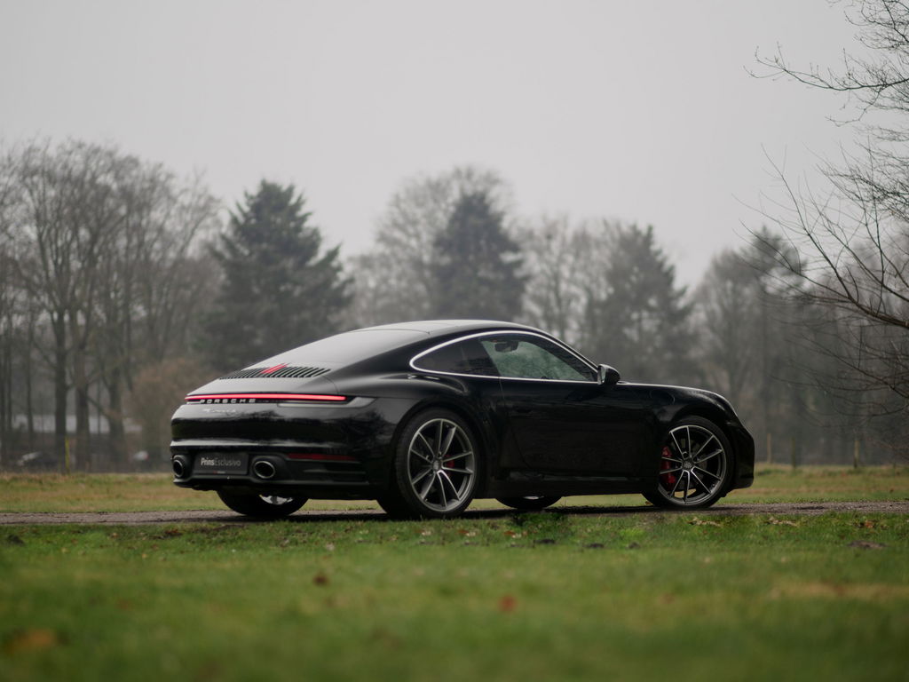 Porsche 992 Carrera 4S