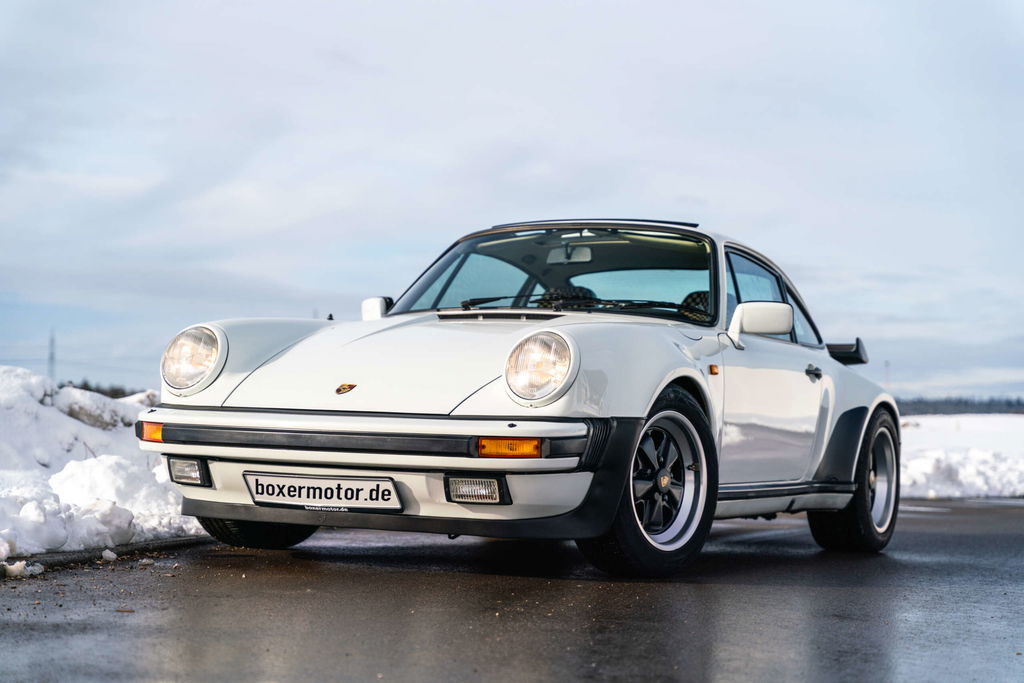Porsche 911 Turbo 3.3