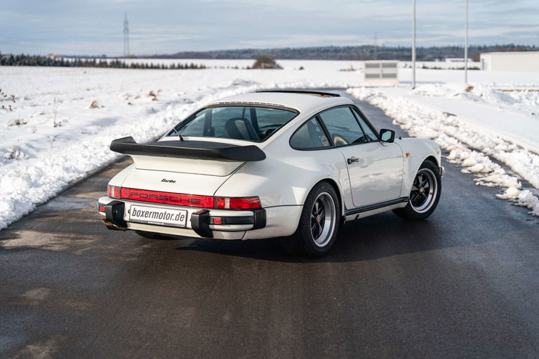Porsche 911 Turbo 3.3