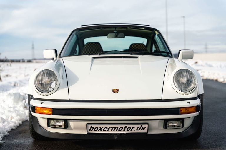 Porsche 911 Turbo 3.3