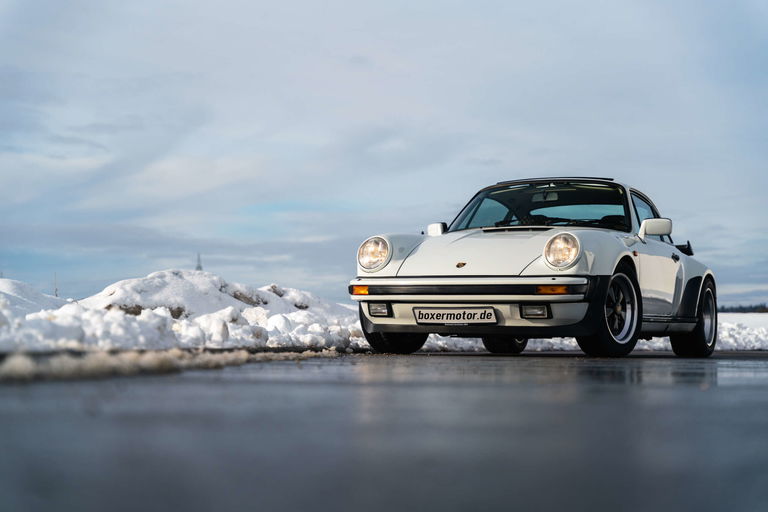 Porsche 911 Turbo 3.3