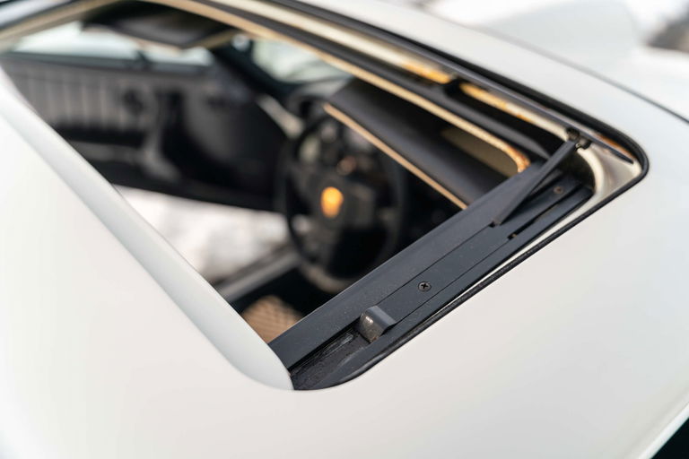 Porsche 911 Turbo 3.3