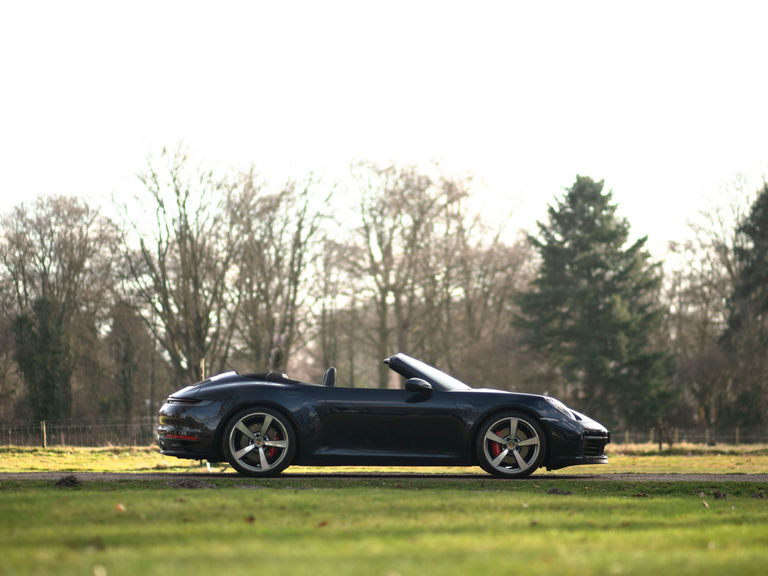 Porsche 992 Carrera 4S
