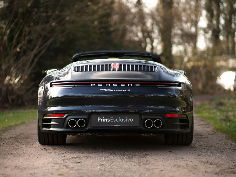 Porsche 992 Carrera 4S