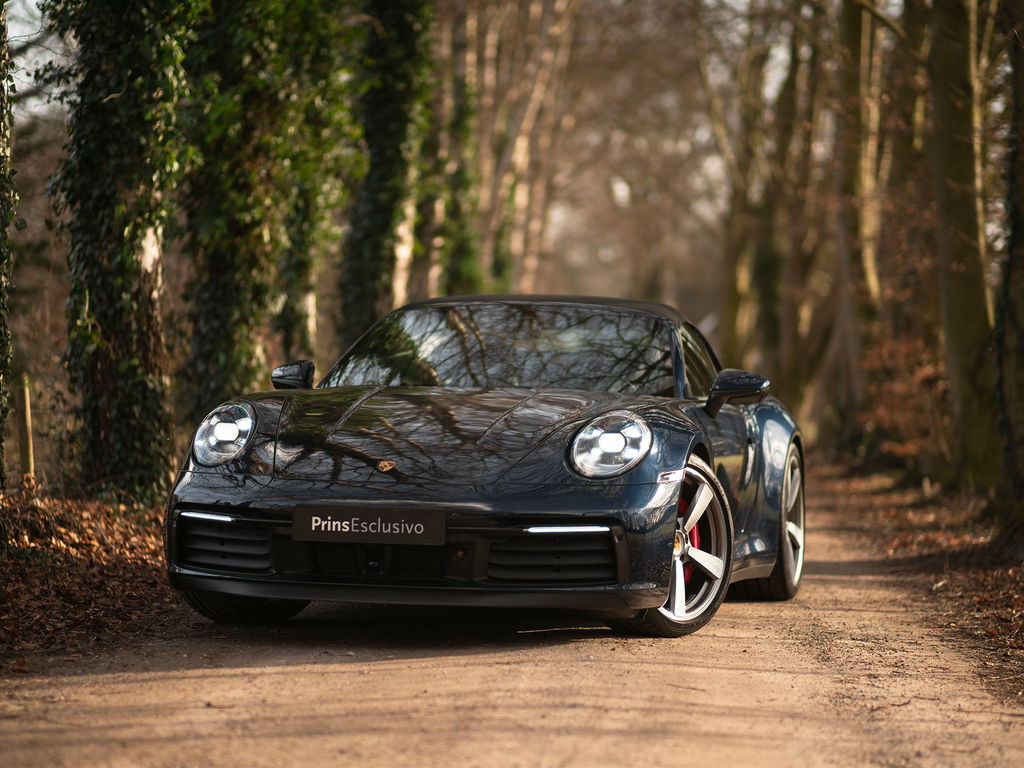 Porsche 992 Carrera 4S