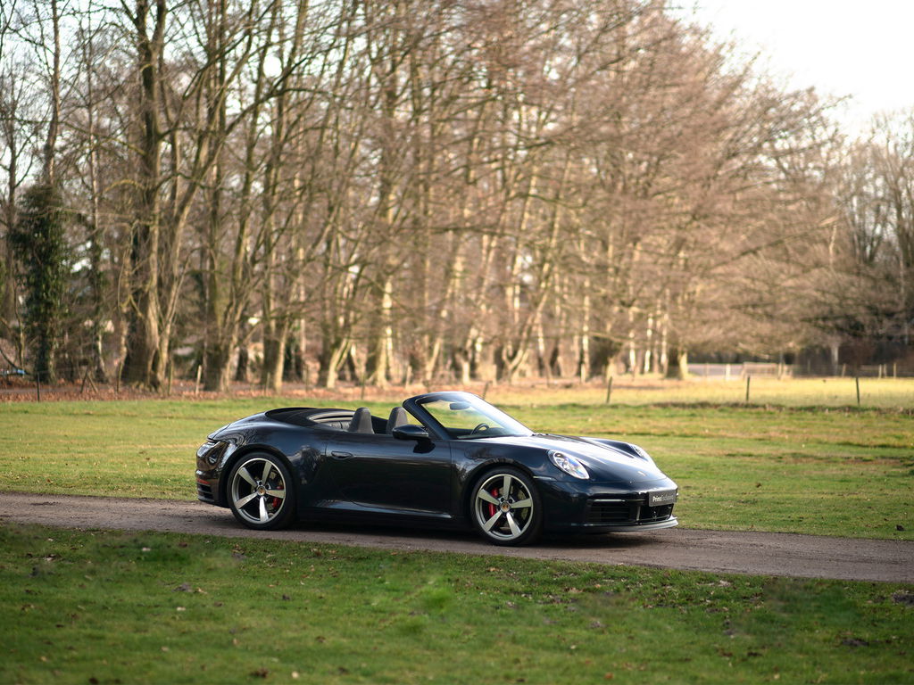 Porsche 992 Carrera 4S