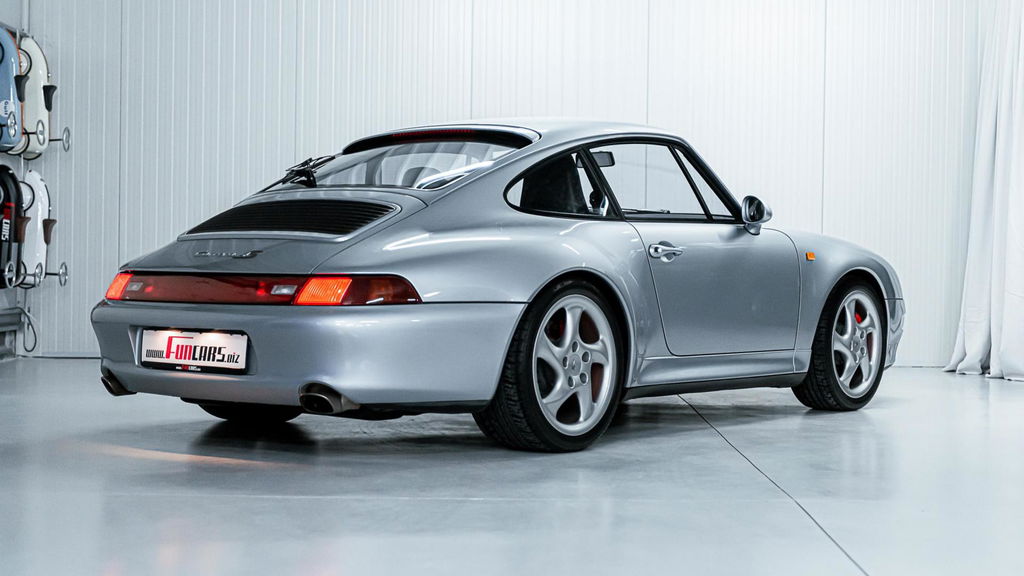 Porsche 993 Carrera 4S