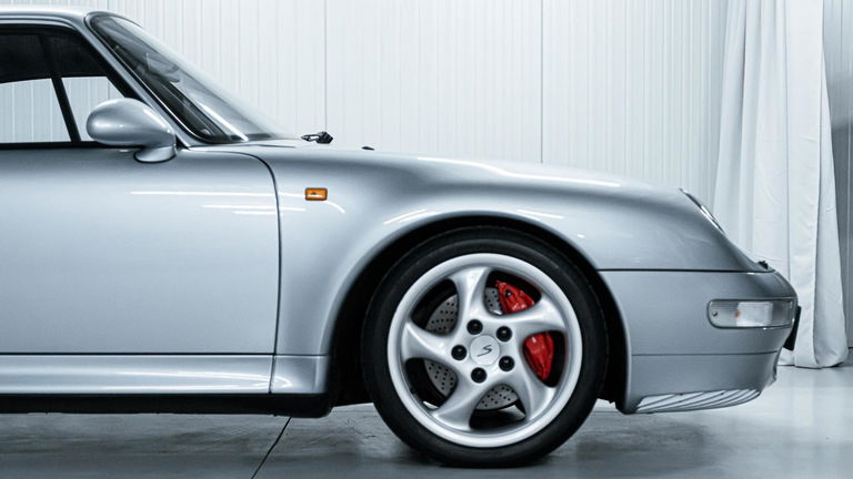 Porsche 993 Carrera 4S