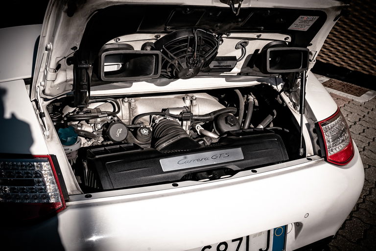 Porsche 997.2 Carrera GTS