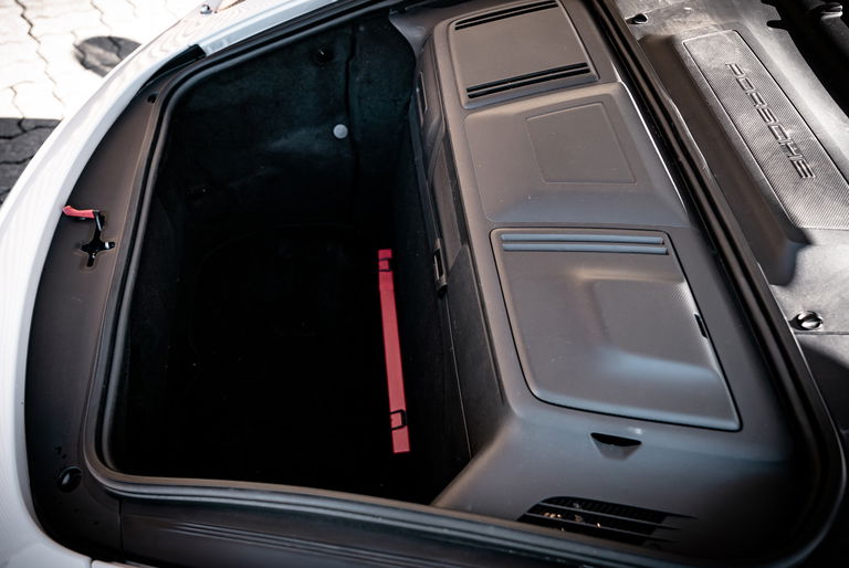 Porsche 997.2 Carrera GTS