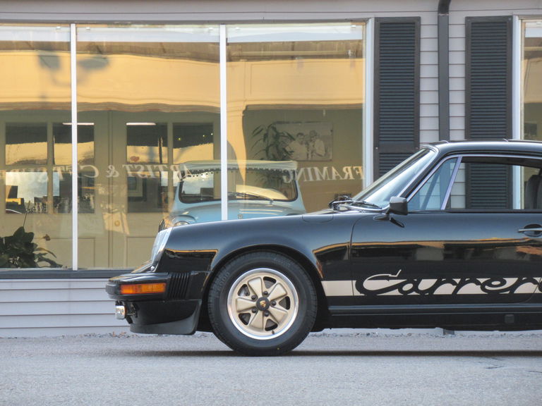 Porsche 911 Carrera (US)