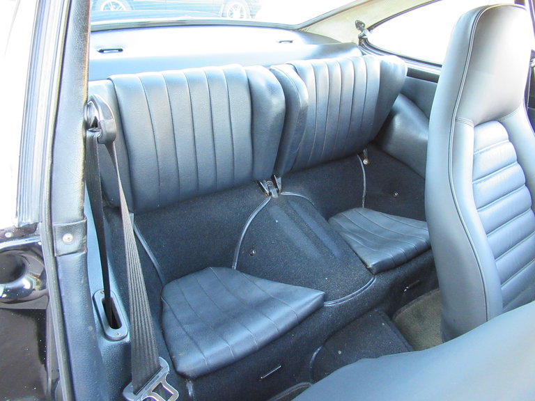 Porsche 911 Carrera (US)