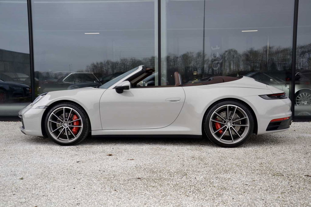 Porsche 992 Carrera 4S