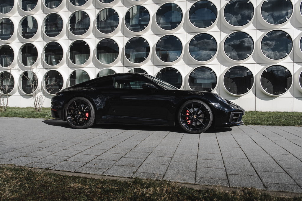 Porsche 992 Carrera 4S