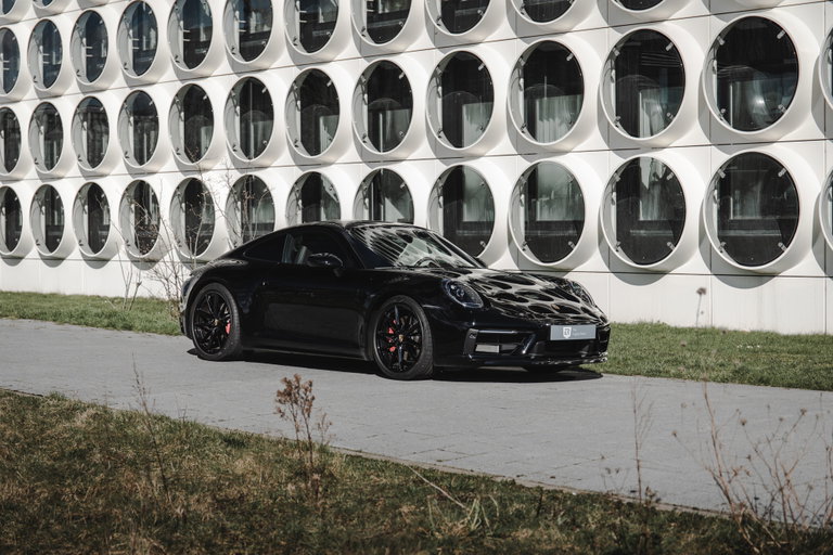 Porsche 992 Carrera 4S