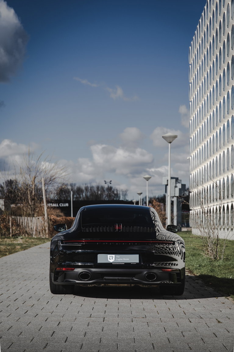 Porsche 992 Carrera 4S
