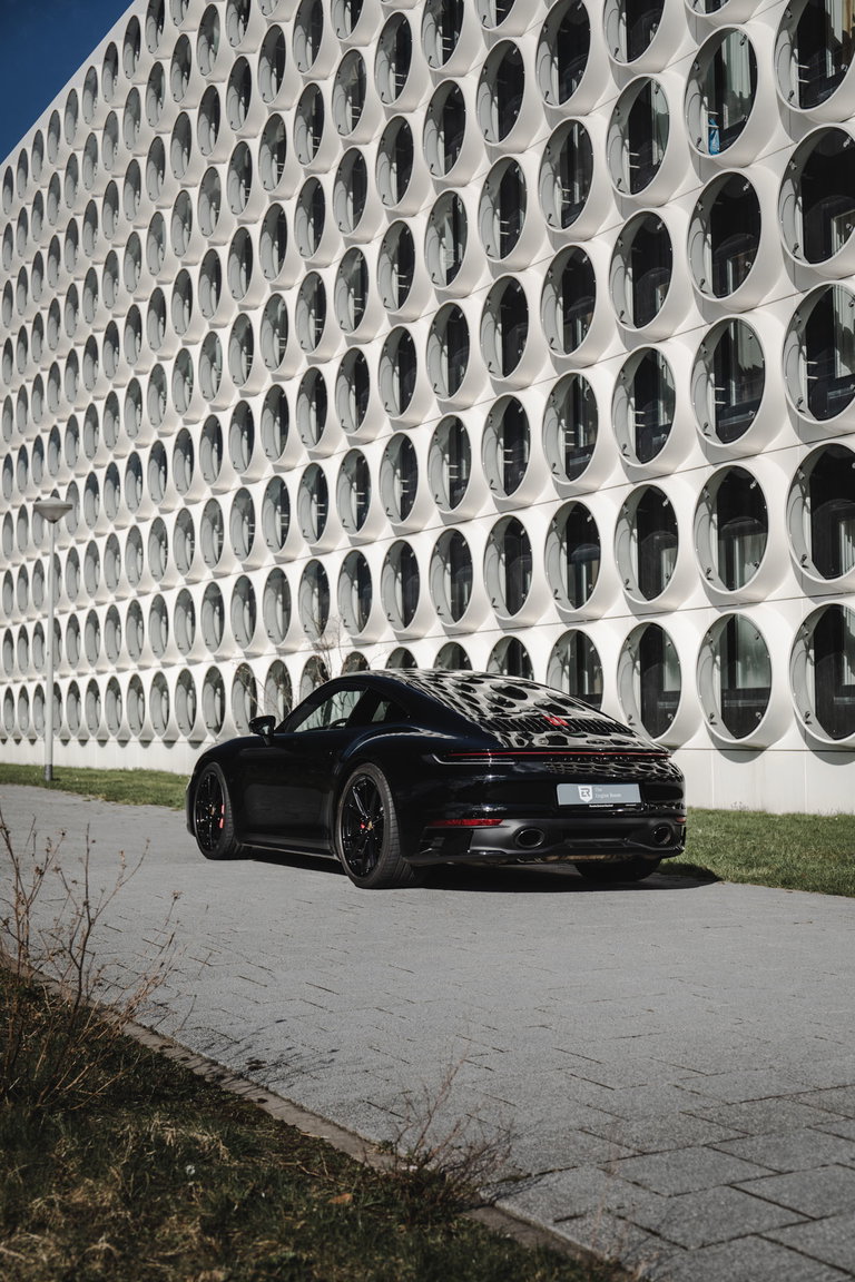 Porsche 992 Carrera 4S