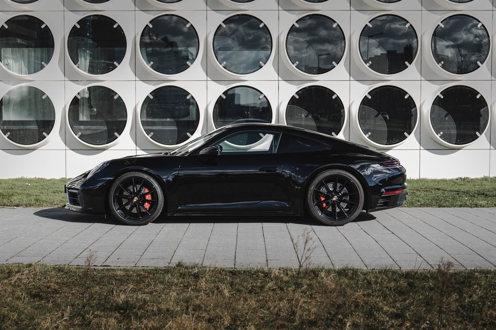 Porsche 992 Carrera 4S