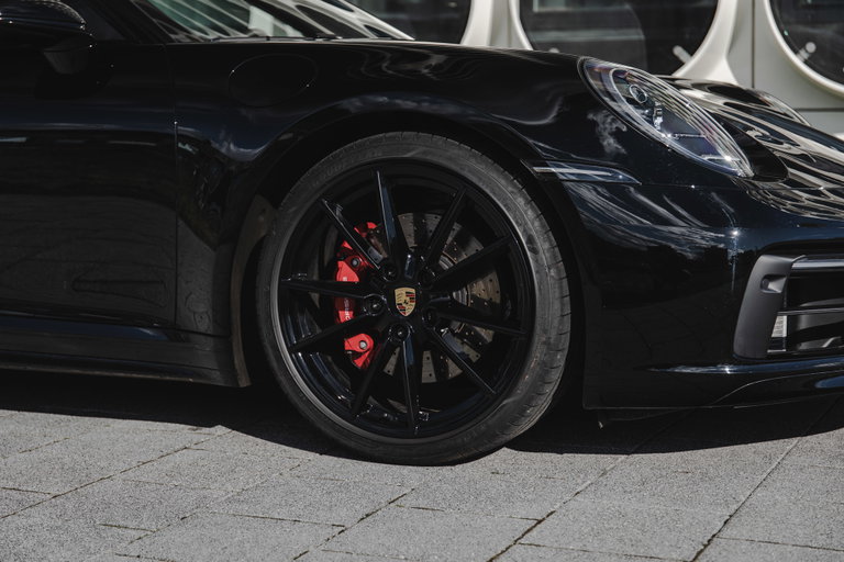 Porsche 992 Carrera 4S