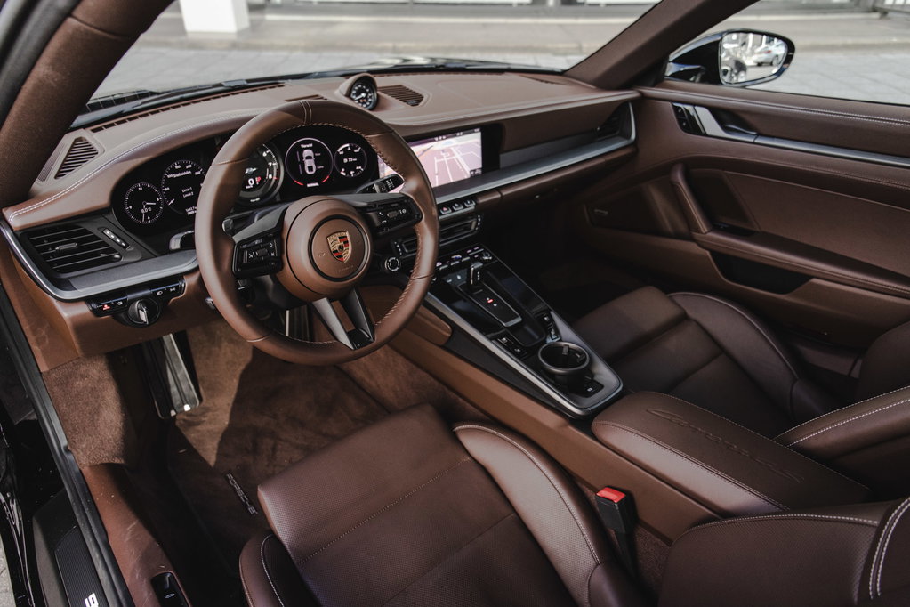 Porsche 992 Carrera 4S