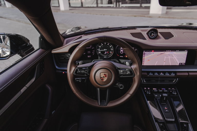 Porsche 992 Carrera 4S