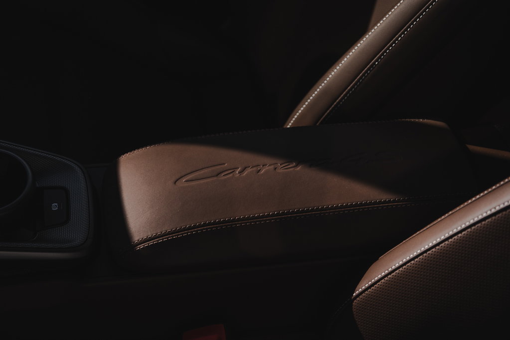 Porsche 992 Carrera 4S